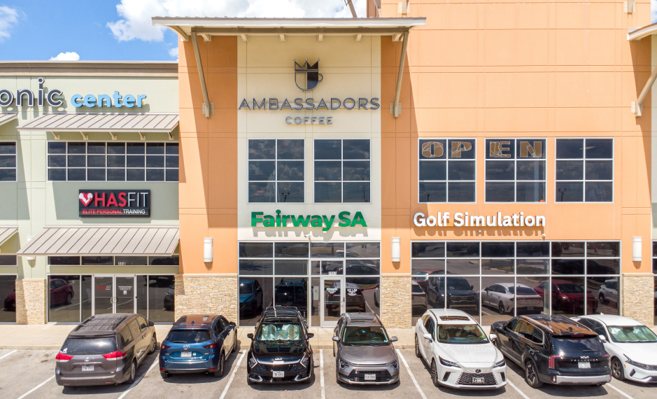 Fairway Golf Simulation Facility in San Antonio: 4553 N Loop 1604 W, Suite 1117 San Antonio, TX 78249