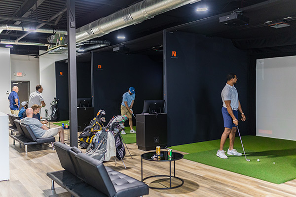 Fairway golf simulaor facility
