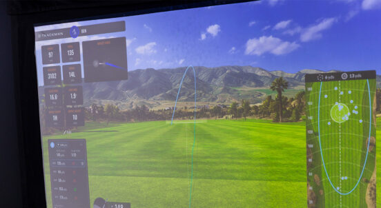 Why Indoor Golf Simulators Are Perfect for Fall Practice