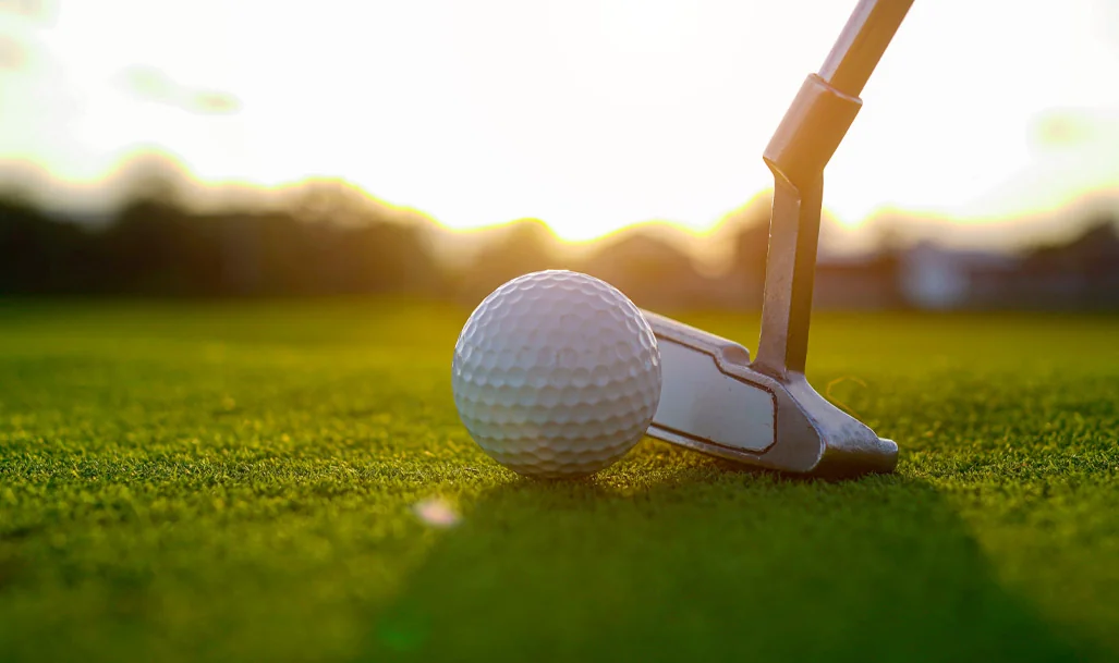 Indoor Golf Lessons vs Outdoor: Pros & Cons